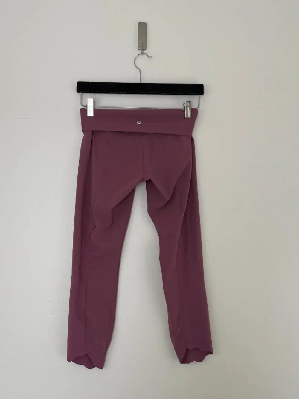 Lululemon Wunder Under Crop High-Rise Roll Down Scallop Luxtreme Plumful Size 6